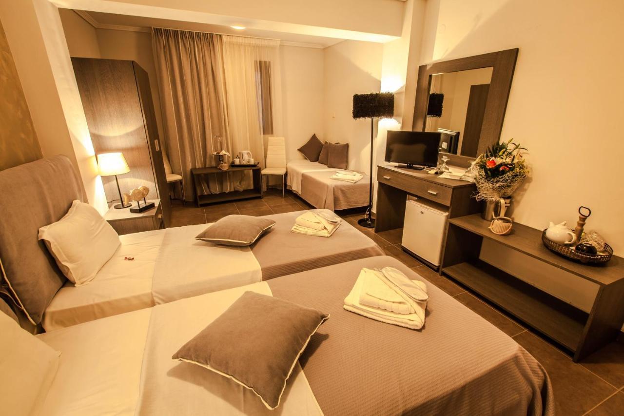 Aqua Mare Sea Side Rooms Nea Kallikrateia Екстериор снимка